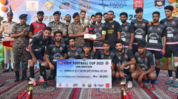 2 edition of the CRPF Football Cup 2025 concluded with great enthusiasm at the Synthetic Football Turf, TRC Srinagar, as Hamdaniya FC defeated Ganderbal United FC 3–1 in a thrilling final on Thursday. #Srinagar #Madharaasi #Sivakarthikeyan #TeachersDay #TejRan Happy Onam