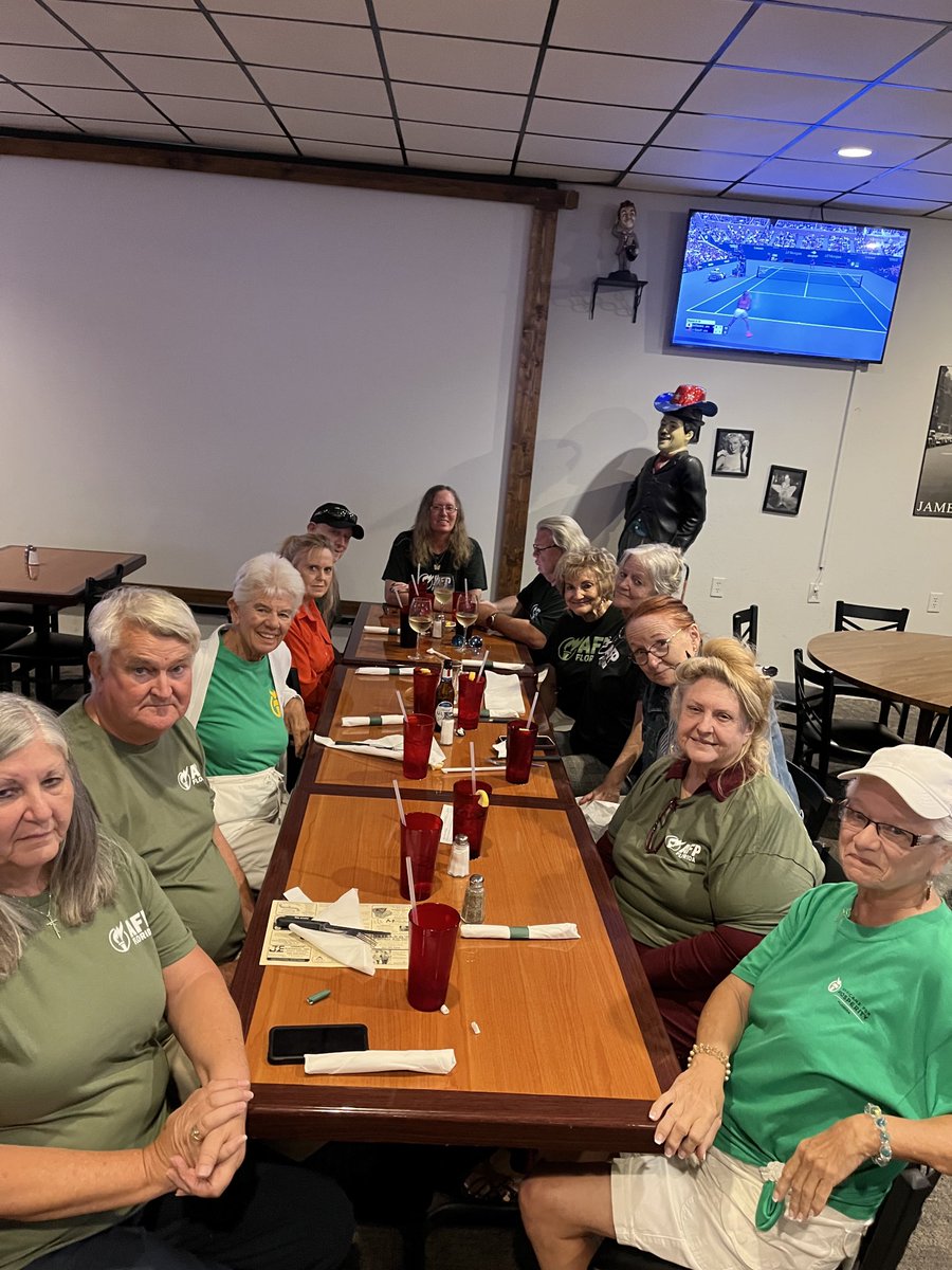 Our excitement showed tonight as we celebrated our wins of making phone calls to chat with Floridians!! We had great conversations &amp; even got a new volunteer with ⁦<a href="/AFPFlorida/">AFP Florida</a>⁩ .