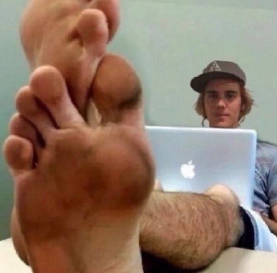 Se o Justin não lançou o álbum até agora eu acho que ele nem vai lançar mais hoje, vão dormir…