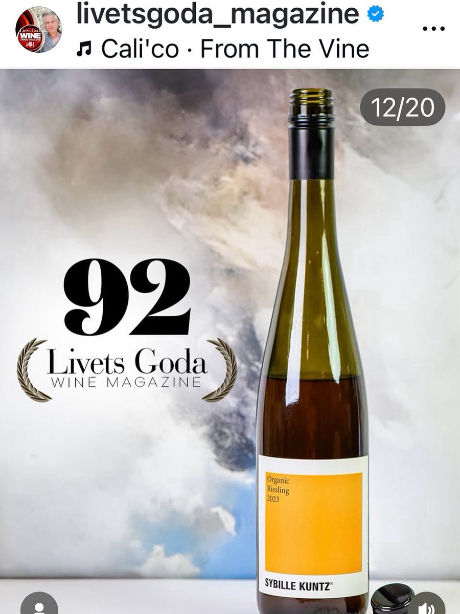 92 points. “Sybille Kuntz with her ‘oranga Riesling’ gives honor to the concept”. Sweden Wine Magazine Livets Goda September 2025