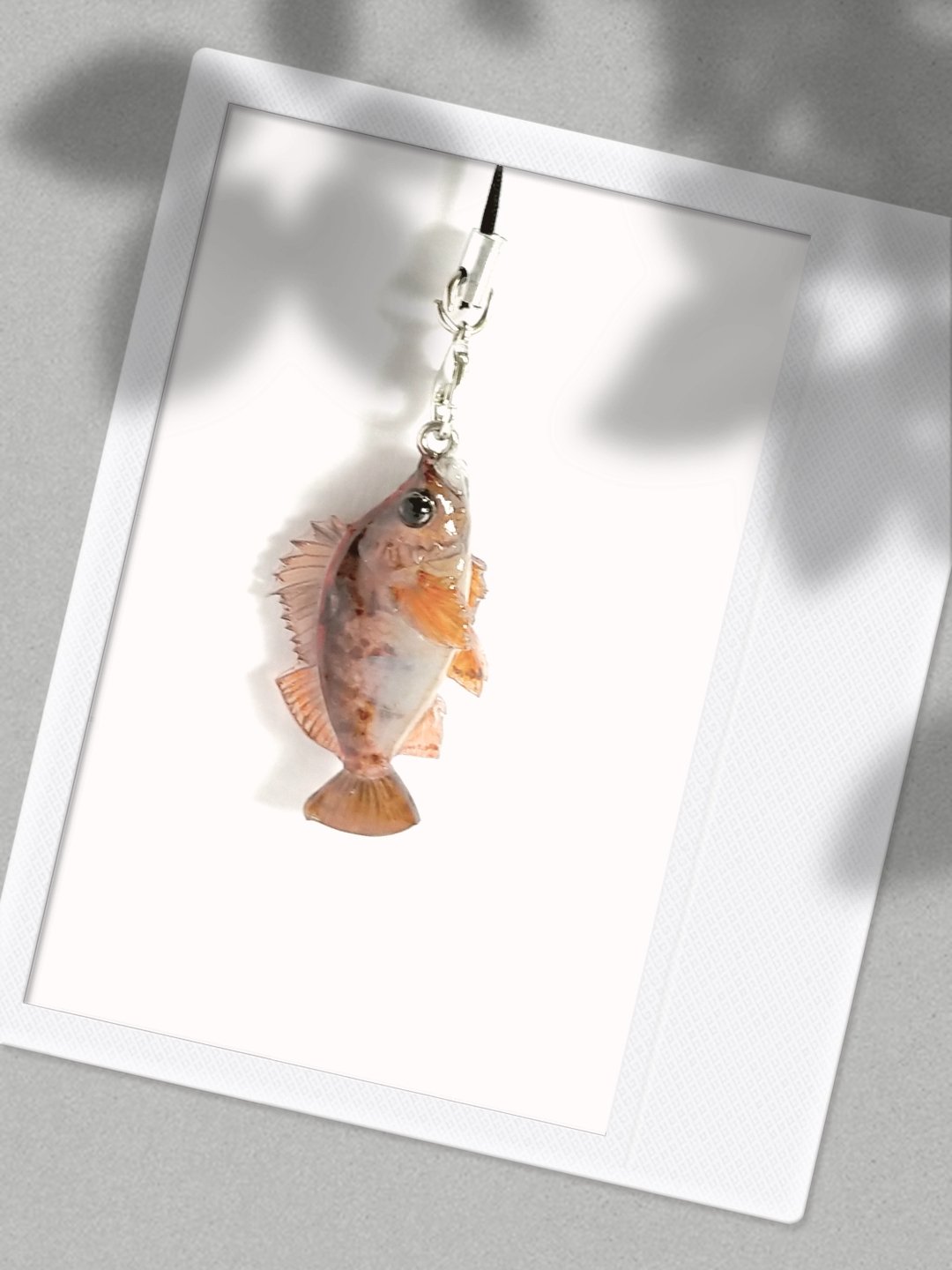 momoiro 金魚　プラ板　イヤリング 粘土細工】【プラ板】金魚ピアス ブルー プラバン イヤリング