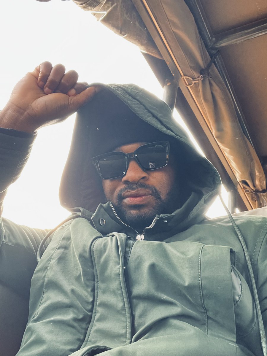 Thuski7's tweet image. Top of the morning 🐘🐯🐆🐅🦓