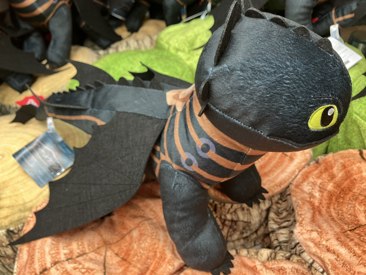 実写映画『ヒックとドラゴン』Lぬいぐるみ 4体セット まとめ売り 実写映画『ヒックとドラゴン』 マスコット｜プライズ・くじ