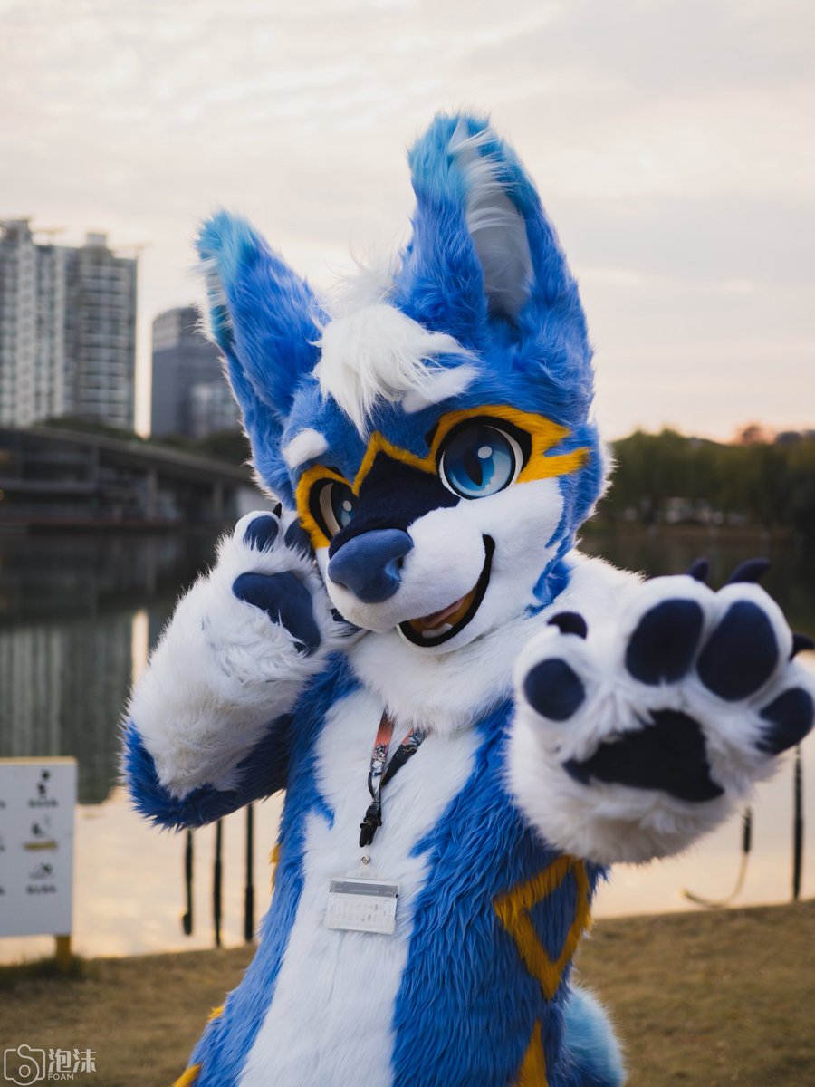 撮らないで〜〜〜

📸 <a href="/Bubble_PM/">泡沫姐在找吃的</a>