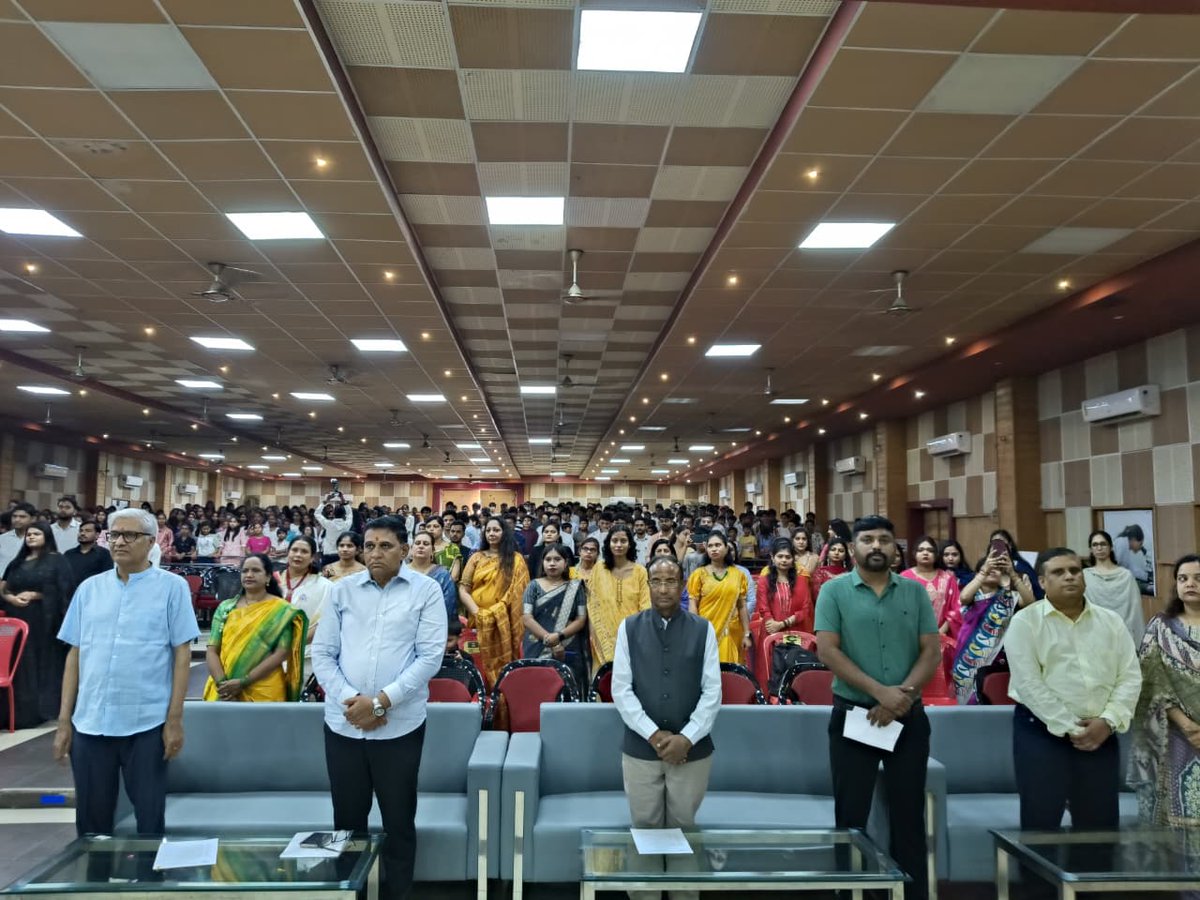 iamdmkrishna's tweet image. On this occasion of Teachers’ Day, I express my gratitude to all teachers of Krishna Vikash Group of Institutions, Raipur for their relentless service. You are the torchbearers of knowledge and the architects of tomorrow.

#krishnavikash #kvgi #TeachersDay2025