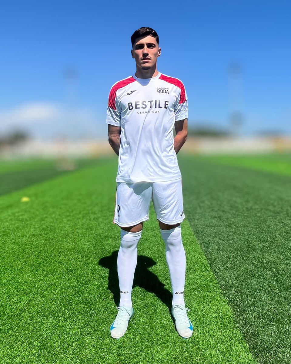 CD Roda (@cdroda) on Twitter photo ¡Presentamos nuestra segunda equipación 💣👕!
🆕 La nueva camiseta será estrenada mañana por nuestros guerreros durante #LaNucíaRoda 💪
#CDRoda #SomRoda ¡Presentamos nuestra segunda equipación 💣👕!
🆕 La nueva camiseta será estrenada mañana por nuestros guerreros durante #LaNucíaRoda 💪
#CDRoda #SomRoda