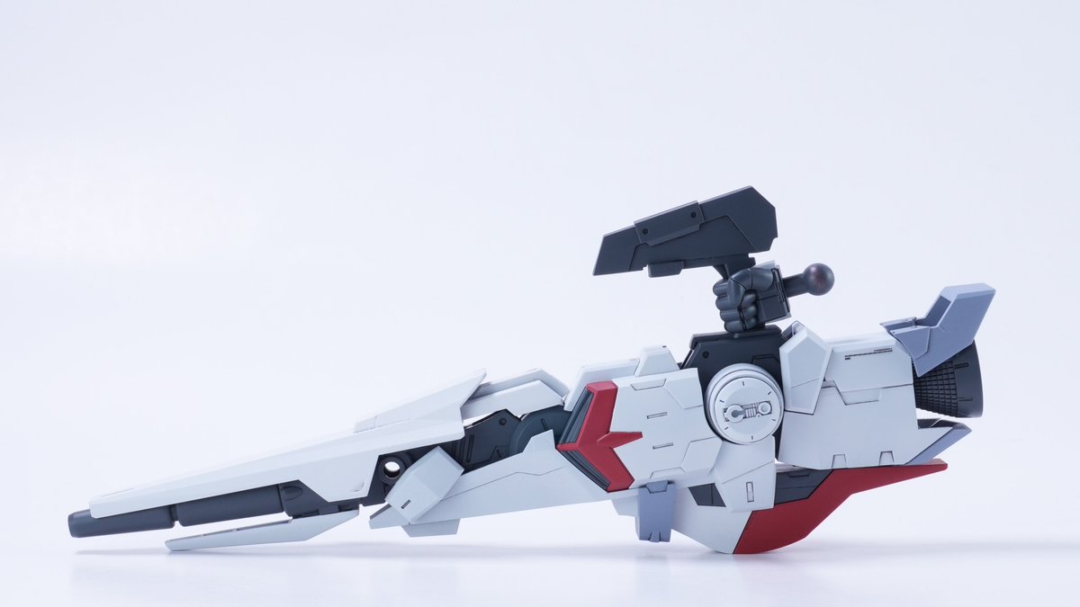 新作完成！
MODEROIDのティタノマキア「エーデルシュタインⅡ」×スパロボ「ゲシュテルベン改」×ガンプラ「百万式」

NAOKI氏関係のキット縛りで挑んだカスタムビルドです！！

最大の見どころは脚を武器に変えた改造🔫
ぜひチェックしていただけると嬉しいです！

#MODEROID #ティタノマキア