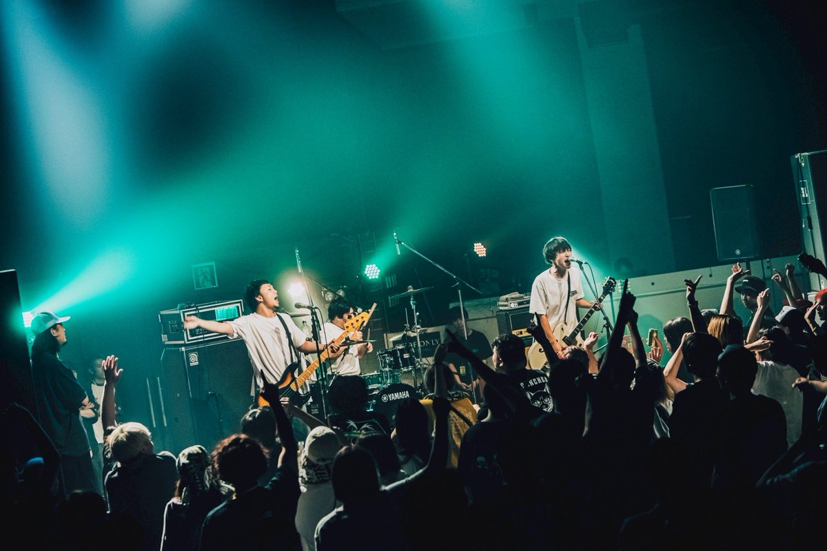 BBSTREET's tweet photo. 【 CHUMP!! FEST 2025
-B.B.STREET 28th Anniversary SP- 】
at CLUB CITTA'
B.B.STAGE
carabina @carabina_band
📸 @shunnn_shunn
#CHUMPFEST2025
#BB28th https://t.co/91X3Sk5niW