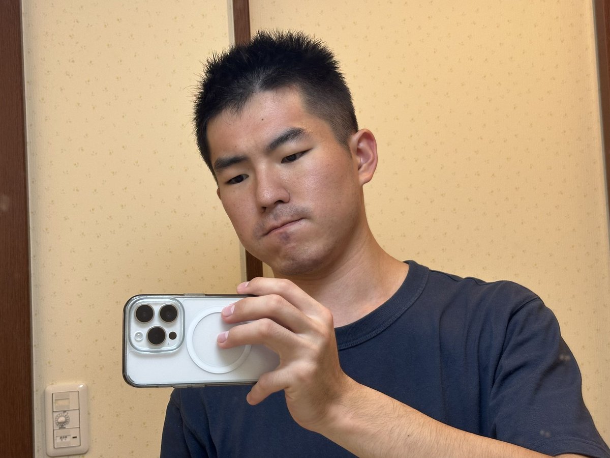 髪切ったら思ってたより短くなっちゃった笑笑