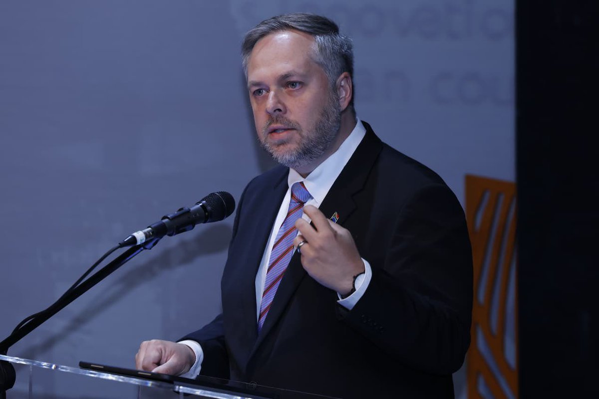 Leon_Schreib's tweet image. Instead of dishing out citizenship to the Guptas, we’re now dishing out accountability to corrupt officials. Home Affairs and BMA dismissed 54 crooked officials since July 2024, and using technology to close the loopholes exploited by syndicates.

Speech: tinyurl.com/2vb8ytm6