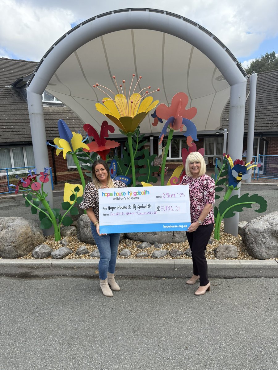 So thrilled to show <a href="/Jo_Jo_Will/">Jo williams</a> and Debbie around <a href="/HHTGhospices/">Hope House & Tŷ Gobaith Children's Hospices</a> this week to show them how their fundraising <a href="/TheWhiteHorsePu/">The White Horse Pub</a> makes a real difference. Thank you for your continued support ❤️