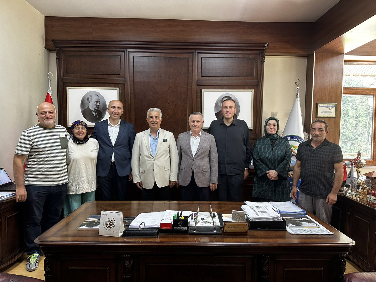 Hemşin Belediye Başkanımız Halim Kazım Bekar‘a misafirperverliği için teşekkür ediyorum. 

📍Rize