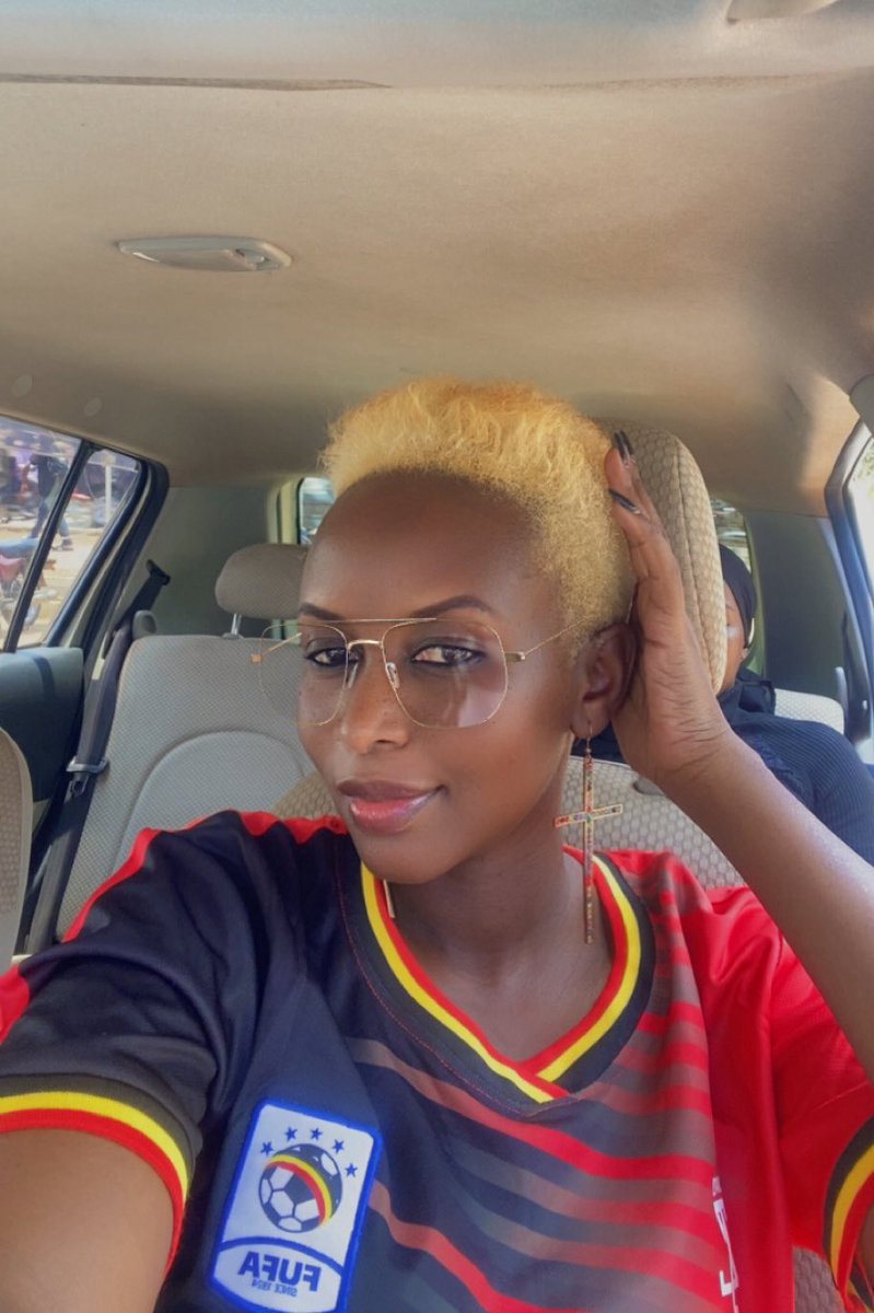 Twegweko e Namboole ..dont come with Yo Boo Nze Wendii😉