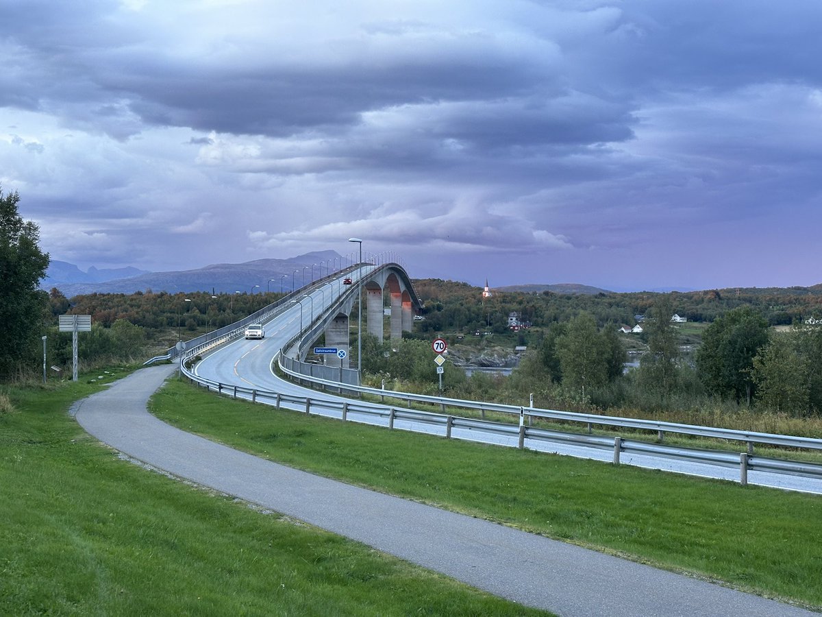 Laura 𖤐 Linkoneva tweet media