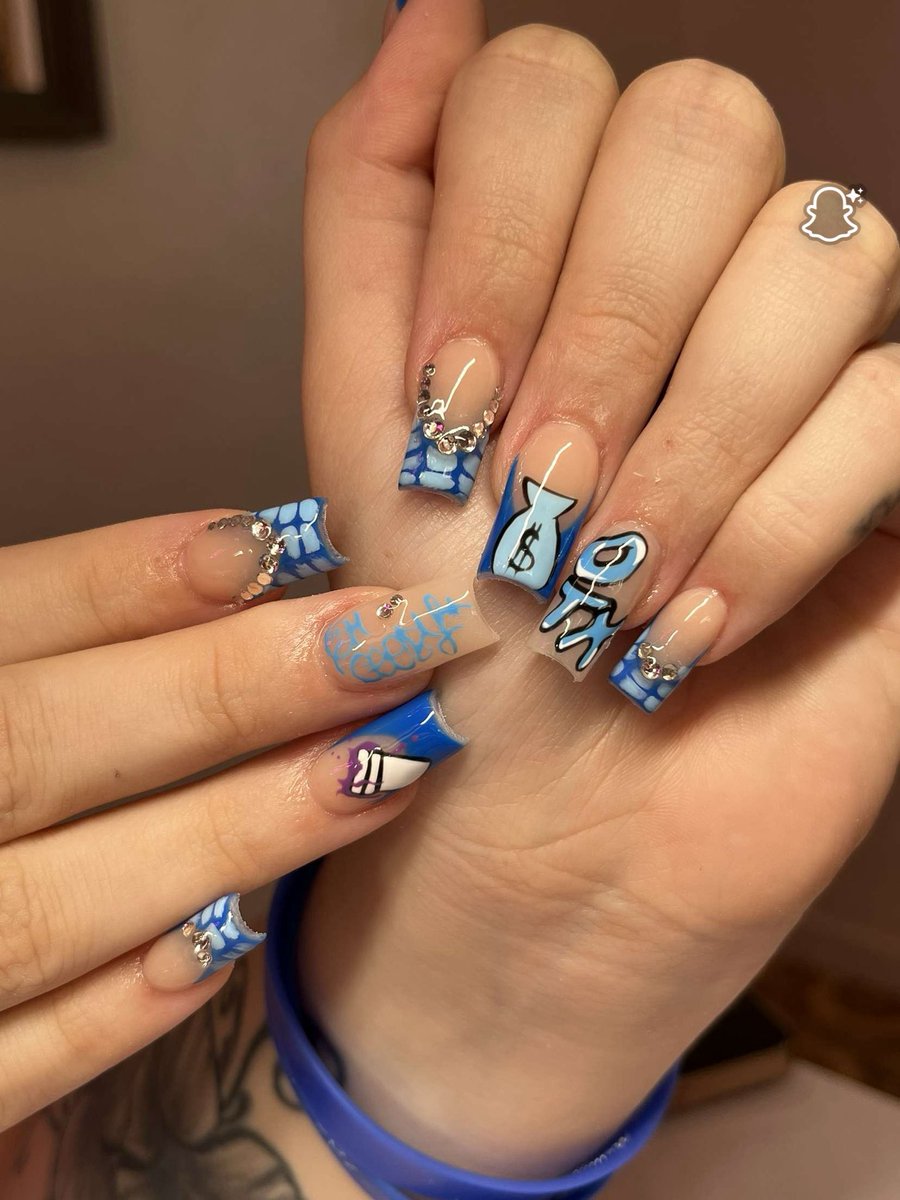 BaaaybeeeMama's tweet photo. Shoreline Mafia Nails 🩵🤏🏽
Concert nails 🙂‍↔️
My girl left no crumbs 🤪🤪🤪@OHGEESY  @OHGEESY https://t.co/zXL0ExXDnA