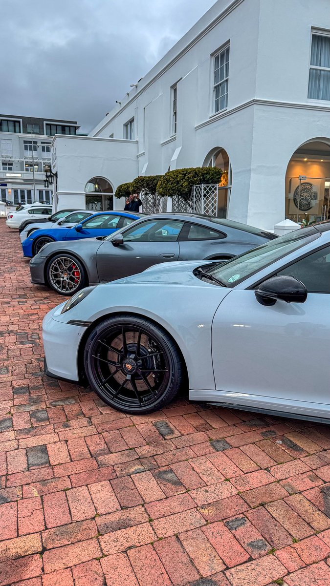 Kumbi-M on Cars tweet media