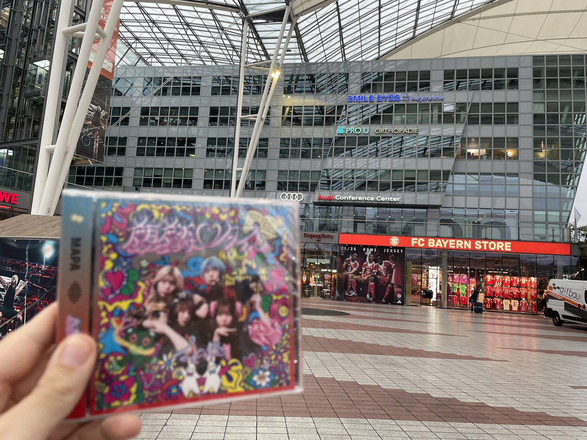 merumerudon's tweet image. ドイツに着いたよー🇩🇪
どの辺？

#ミュンヘン
#MAPA