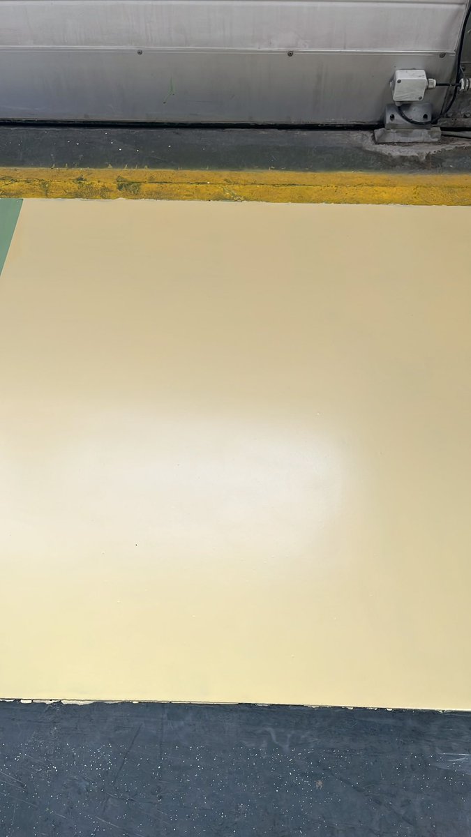 Use Plastifloor 522 + 10% pigment paste to achieve a smooth mat surface for the pharmaceutical industry. plastifloor.net #pmma