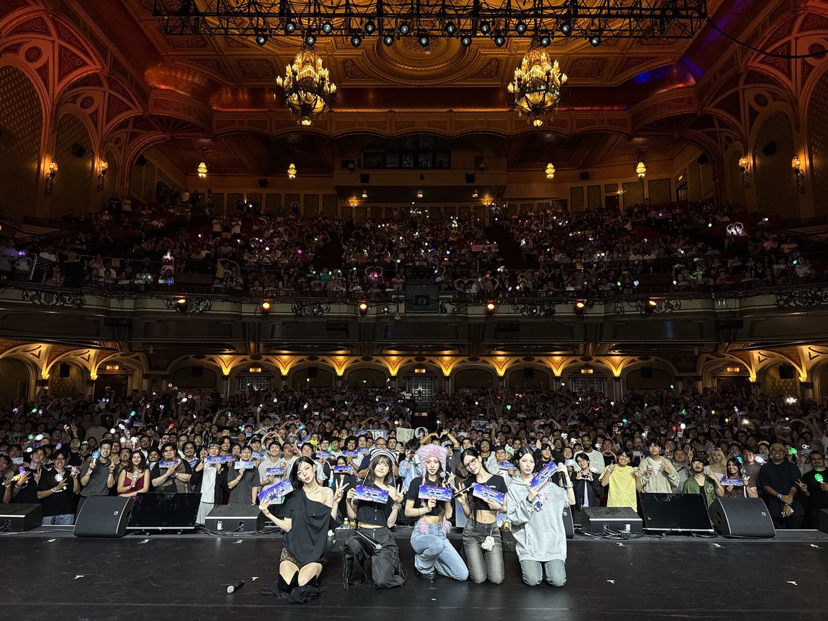 realfromis_9's tweet photo. [💌] #NOW_TOMORROW
2025 fromis_9 WORLD TOUR
[NOW TOMORROW.] IN USA

LET'S CALL OURSELVES
THE STARLIGHT
IN Los Angeles 🌴

#fromis_9 #프로미스나인
#fromis_9_WORLDTOUR https://t.co/dW0mQUntQa