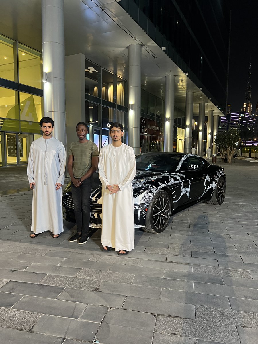 Painting for royalty, like when HH Sheikh Dalmook Al Maktoum saw my work, is an honor. It shows that art is appreciated at the highest levels. A proud moment for me and my craft