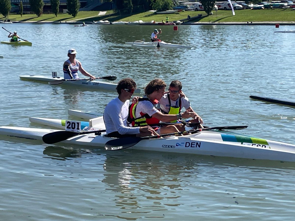 Pablo Pérez Álvarez del RGCC ganó ayer la medalla de Plata en en Campeonato del Mundo de marathon en la modalidad open paracanoe 10km

Hoy sigue el Campeonato del Mundo que se disputa en Gyor (Hungría)