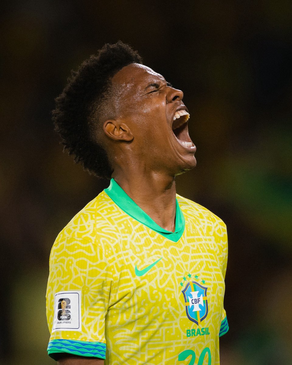 Estevao scored an overhead kick last night for Brazil, a first goal for his nation.

He became the youngest player to score for Brazil since Pele. #cfc 🇧🇷