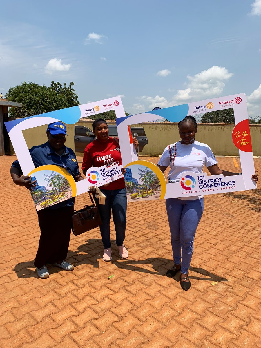 Allow me to slay in front of this toilet 🤭🙈. 

It was built by women. Everything from the digging, interlocking bricks 🧱, top slab, creative hand washing things. They have built all 575 pit latrines. Yes. All 575 of them.

You see that borehole? It was also dug by women. They