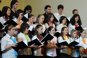 Convocatoria pública <a href="/uniovi_info/">Universidad Oviedo</a> en régimen de concurrencia competitiva de #ayudas a los componentes del Coro Universitario para el curso académico 2024-2025. run.gob.es/dntef902 #BOPA #Asturias