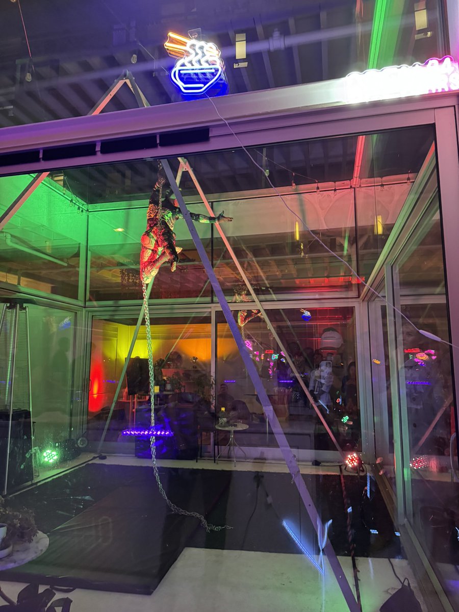 Jonathan Chao tweet media