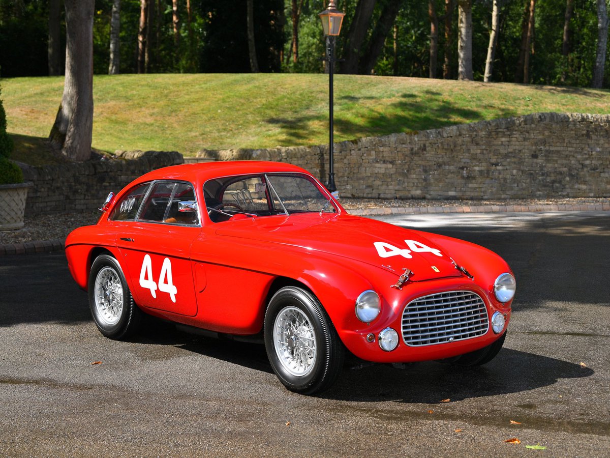 They don’t make em like they used to…

<a href="/LewisHamilton/">Lewis Hamilton</a> one for your collection me thinks!

#LeMans #Berlinetta #Touring #Ferrari #Classiche #THJ #OnlyTheBestCars
