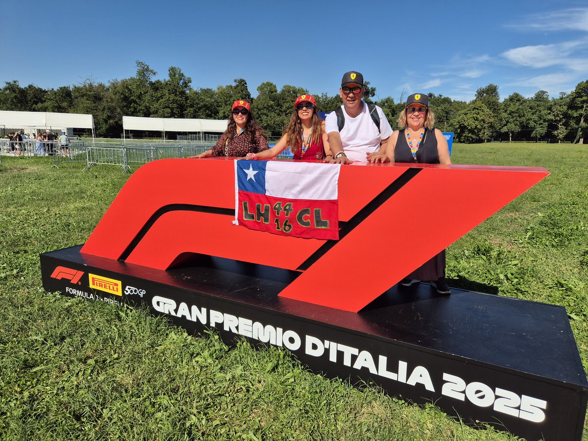 connieroblesss's tweet photo. dándolo todoooo desde Chile a Italia😭💖
gracias por tanto! 
nos vemos el domingo ✨️✨️
@Charles_Leclerc @LewisHamilton @ScuderiaFerrari 
@vanessaroblesa
#ItalianGP https://t.co/yOn0CX2QMD