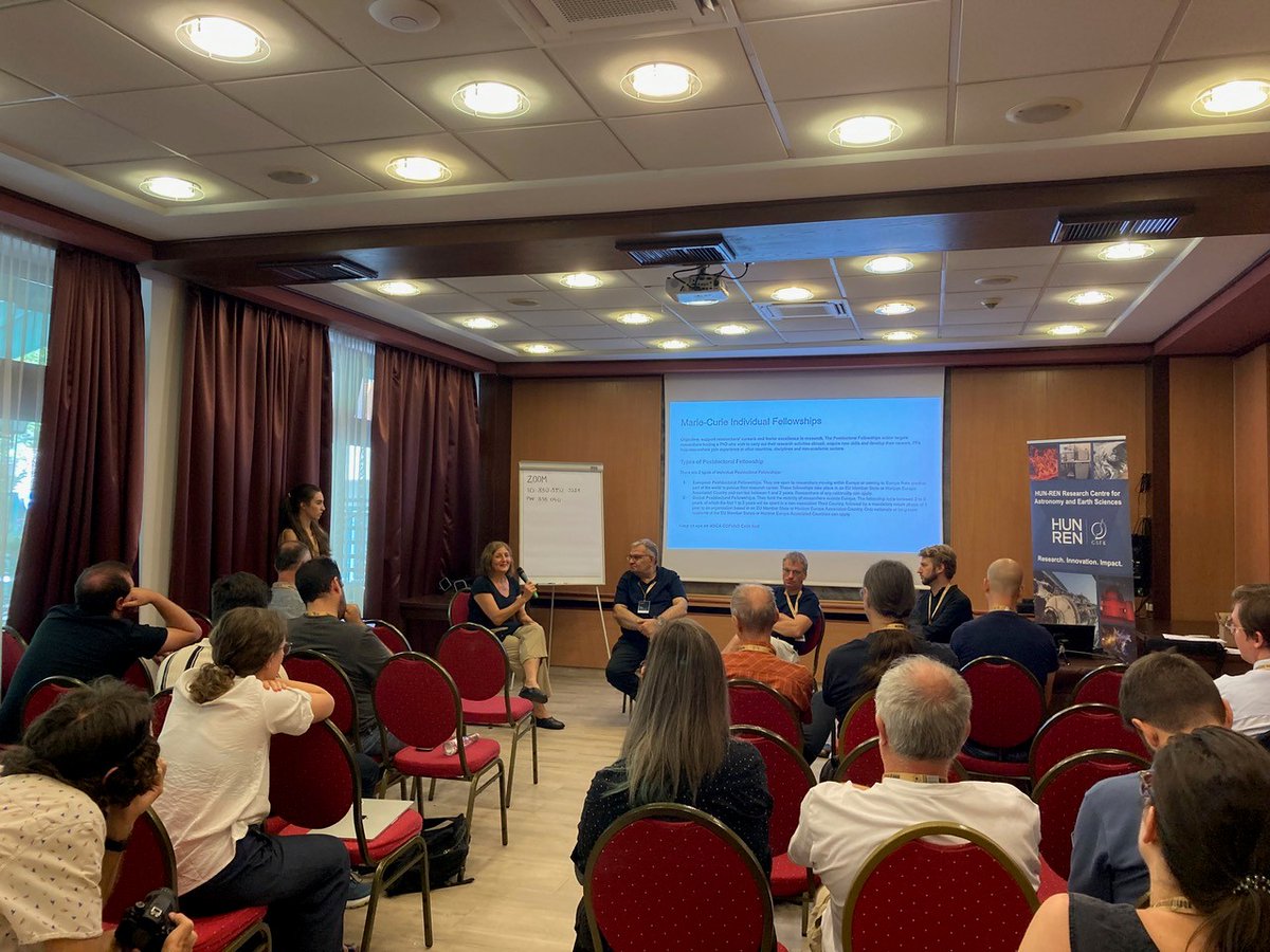 #SMASH supervisor and coordinator Gabrijela Zaharijas participated in a panel discussion on “Funding &amp; Proposals” at the DarkMap – Mapping the Universe workshop in Budapest. 🌌🇭🇺
🔗 indico.global/event/14239/ov…

#MSCA