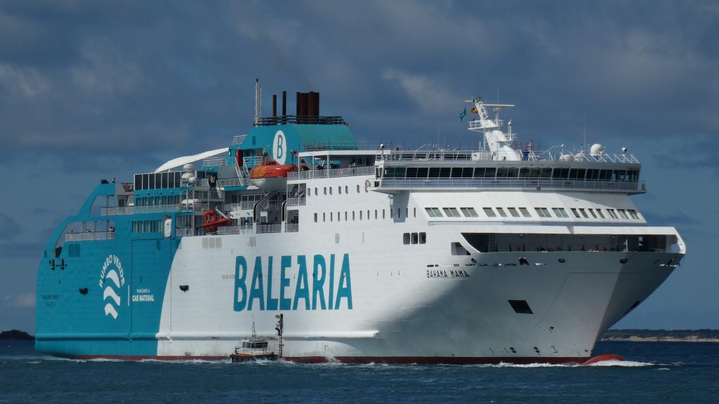 El Ferry «Bahama» de Baleària posible flete para Armas en Canarias
ferrybalear.com/el-ferry-baham… <a href="/Balearia/">Baleària</a> <a href="/_GrupoAT/">Grupo Armas Trasmediterránea</a>