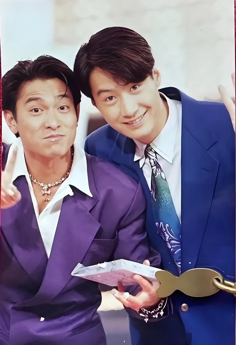 알파력 떨어지는 환절기 
씹탑 피톤치드 받아가세요 ~~~