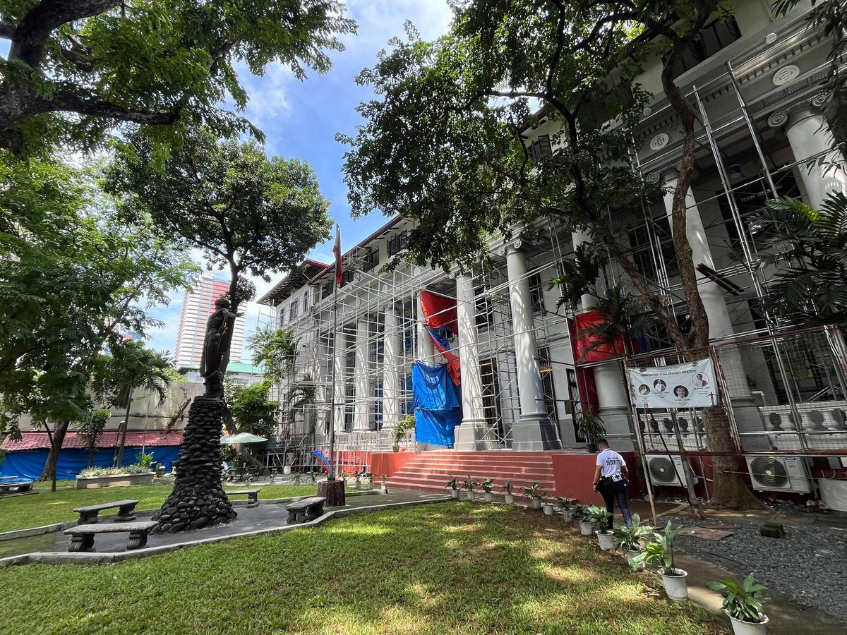 karlmarx00's tweet image. The first contractor responsible for the botched renovation of our very own Rizal Hall in CAS, UP Manila is the Discaya-linked St. Timothy Construction Corporation.

#DPWHProject