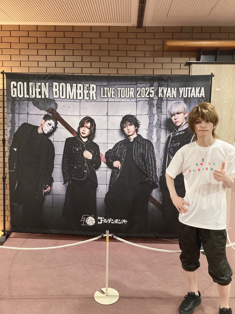 盛岡会場着きましたヽ(*＾ω＾*)ﾉ

今日は前髪作れました✨