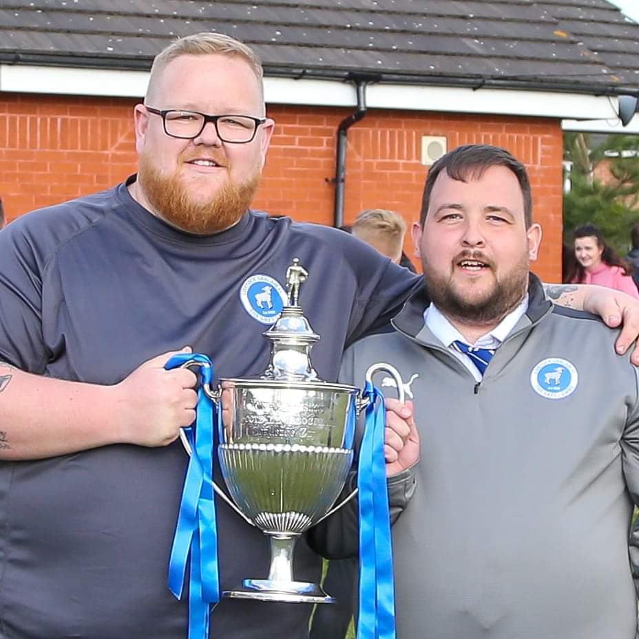 Happy Birthday to a football club that played a big part of my life!
Spending 9 seasons at the club! 

Still some great people involved too especially Bob! 133 years!

Happy Birthday <a href="/thegreylambs/">Lostock Gralam FC</a>