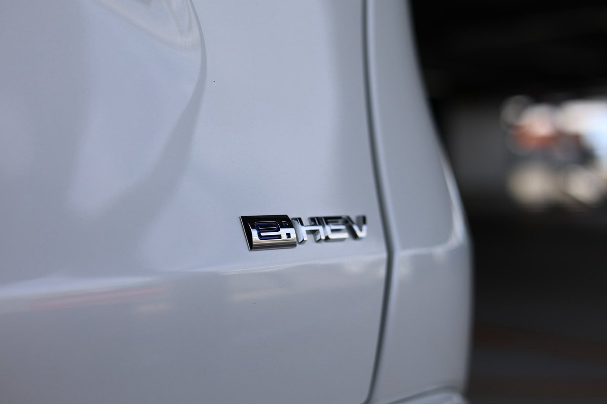 N_VEZEL's tweet image. 50mm F1.8で撮るとボケが良いです🙆

自宅マンション駐車場で写活📷

#zrv
#zrv写真部
#cannon
#eosr6markⅡ