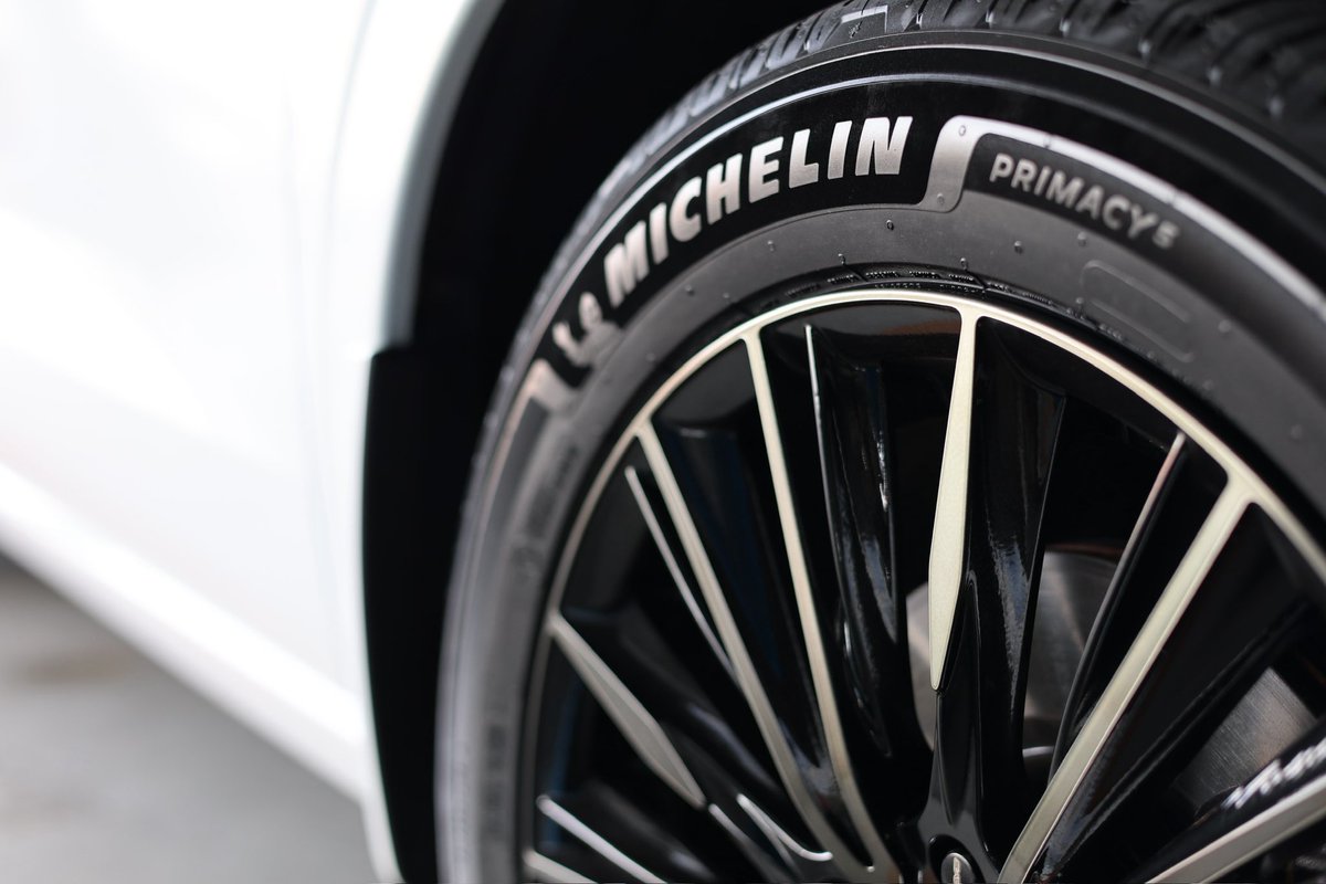 N_VEZEL's tweet image. 50mm F1.8で撮るとボケが良いです🙆

自宅マンション駐車場で写活📷

#zrv
#zrv写真部
#cannon
#eosr6markⅡ