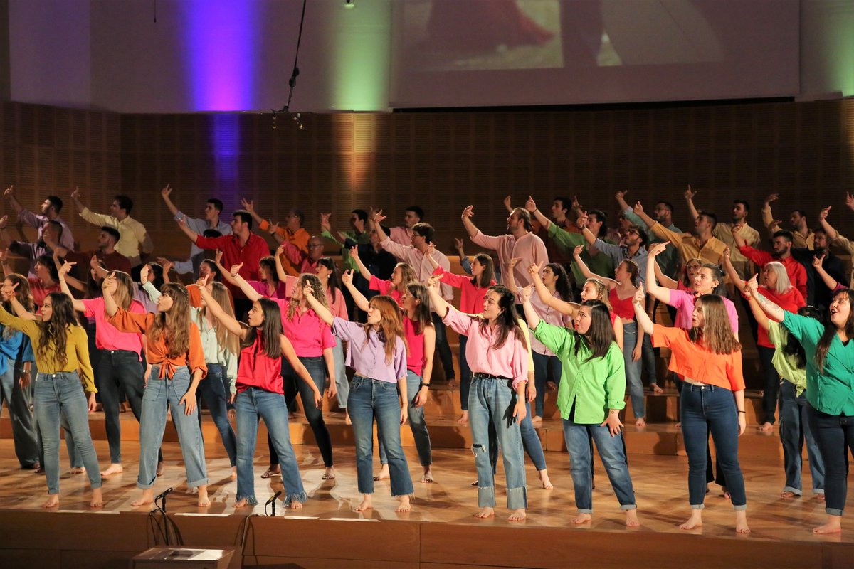 🎙️ “Voces de inclusión, accesibilidad y equidad” con <a href="/CoroCantatutti/">Coro Inclusivo Cantatutti</a>

Un espacio para explorar la voz y la creatividad desde la escucha y la diversidad.
🗓️ Jueves 19-21h (Del 18/09 al 4/12) 
👥+18 |  Gratis. Inscríbete en harinerazgz@gmail.com

#HarineraZGZ