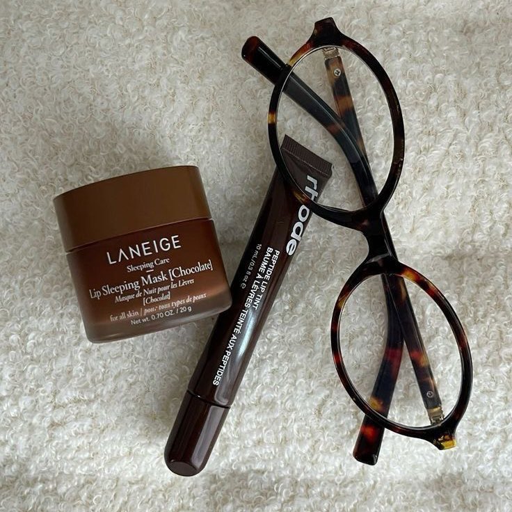 thatumblrgal's tweet image. friday 🍂