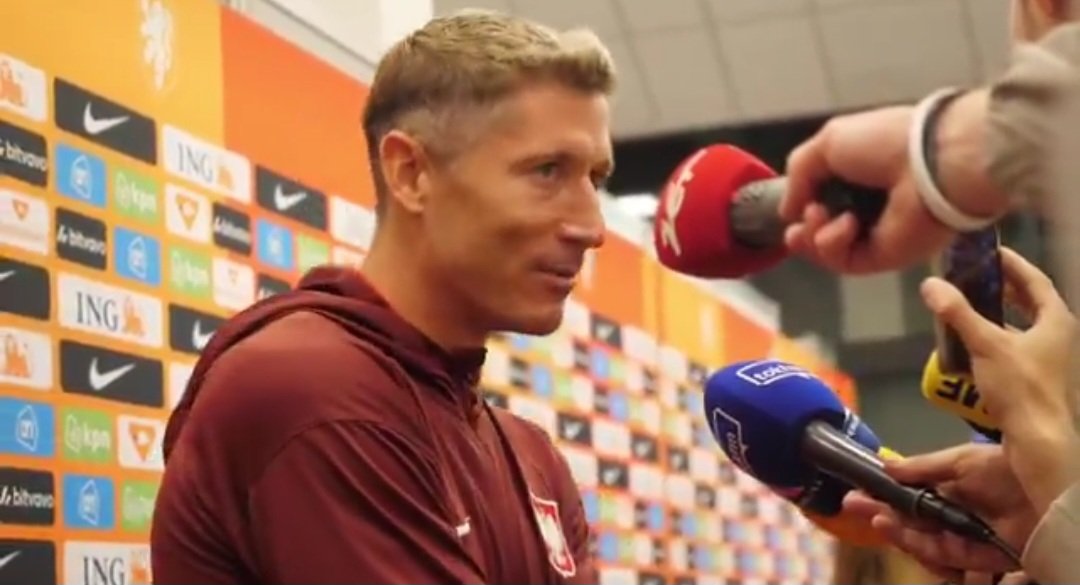 Transfery_'s tweet image. 🗣 🇵🇱 Robert Lewandowski:

&quot;Uważam, że temat opaski był wyolbrzymiony. Opaska nigdy nie była i nie będzie problemem.&quot;