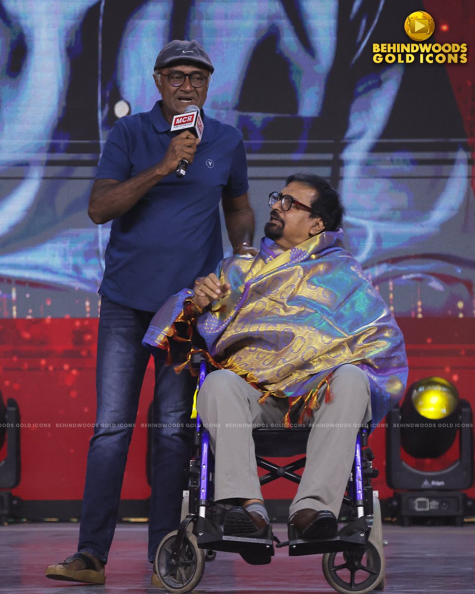 behindwoods's tweet photo. VENU ARAVIND 🌟 THE BEHINDWOODS GOLDEN 🏆 ICON OF TELEVISION 📺✨
#VenuAravind #BehindwoodsGold #GoldenIcon #Television #Behindwoods https://t.co/CTsRBZHML6