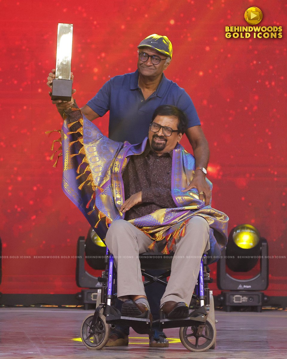 behindwoods's tweet photo. VENU ARAVIND 🌟 THE BEHINDWOODS GOLDEN 🏆 ICON OF TELEVISION 📺✨
#VenuAravind #BehindwoodsGold #GoldenIcon #Television #Behindwoods https://t.co/CTsRBZHML6
