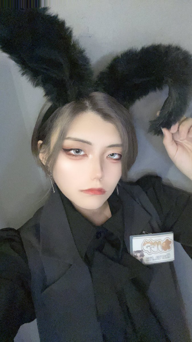 おきゅいん〜！🐰
久しぶりに出現した
17-22でいます〜✨

ご帰宅、遠隔お待ちしております‼️

#男装  #男装カフェ #男装コンカフェ  #コンカフェ #コンカフェ営業  #日本橋  #オタロ  #オタロード #大阪  #大阪コンカフェ