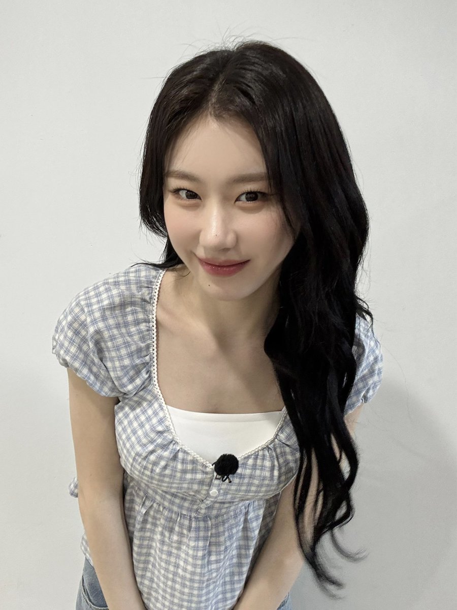 ITZYofficial's tweet photo. [ #으랏차차밥차차 ]

밥심 사수하러 령채가 왔어요 (๑>؂•̀๑)و✧
오늘 저녁 믿지들의 밥친구는 채령이🍚
https://t.co/jY1joIaIGI

#ITZY #MIDZY @ITZYofficial
#CHAERYEONG #채령 https://t.co/gsnlvChasx