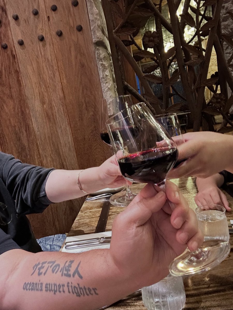 markhunt1974's tweet image. my kids are not with me but we here celebrating the little wins and the ones that will set history 😎 praise b the most high 🏆