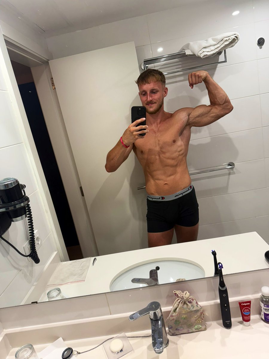 matthewskid tweet media