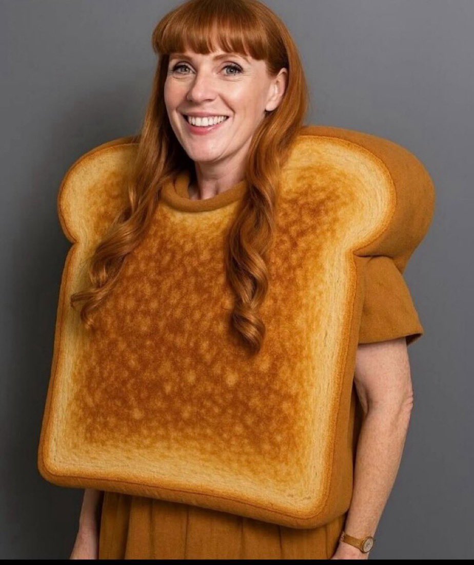 JuliaHB1's tweet image. Who did this?!