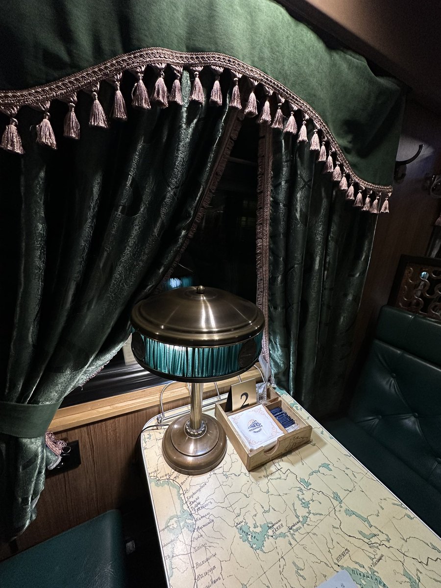 еду в 1963 попрошу не отвлекать